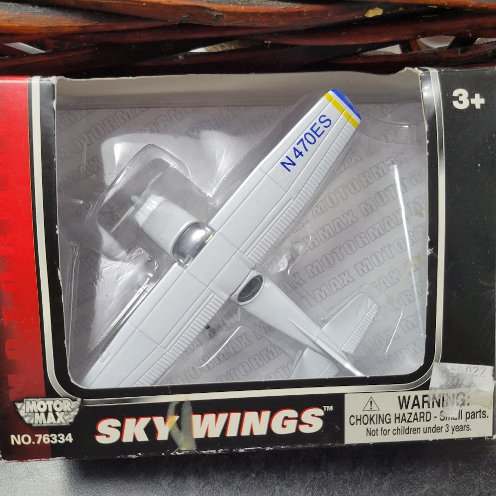 Motor Max Sky Wings Cessna 172